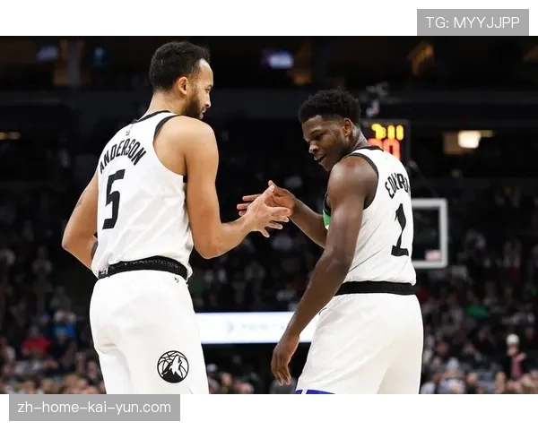 勇士传切体系遭遇考验 复杂跑动面对顶级换防弹性